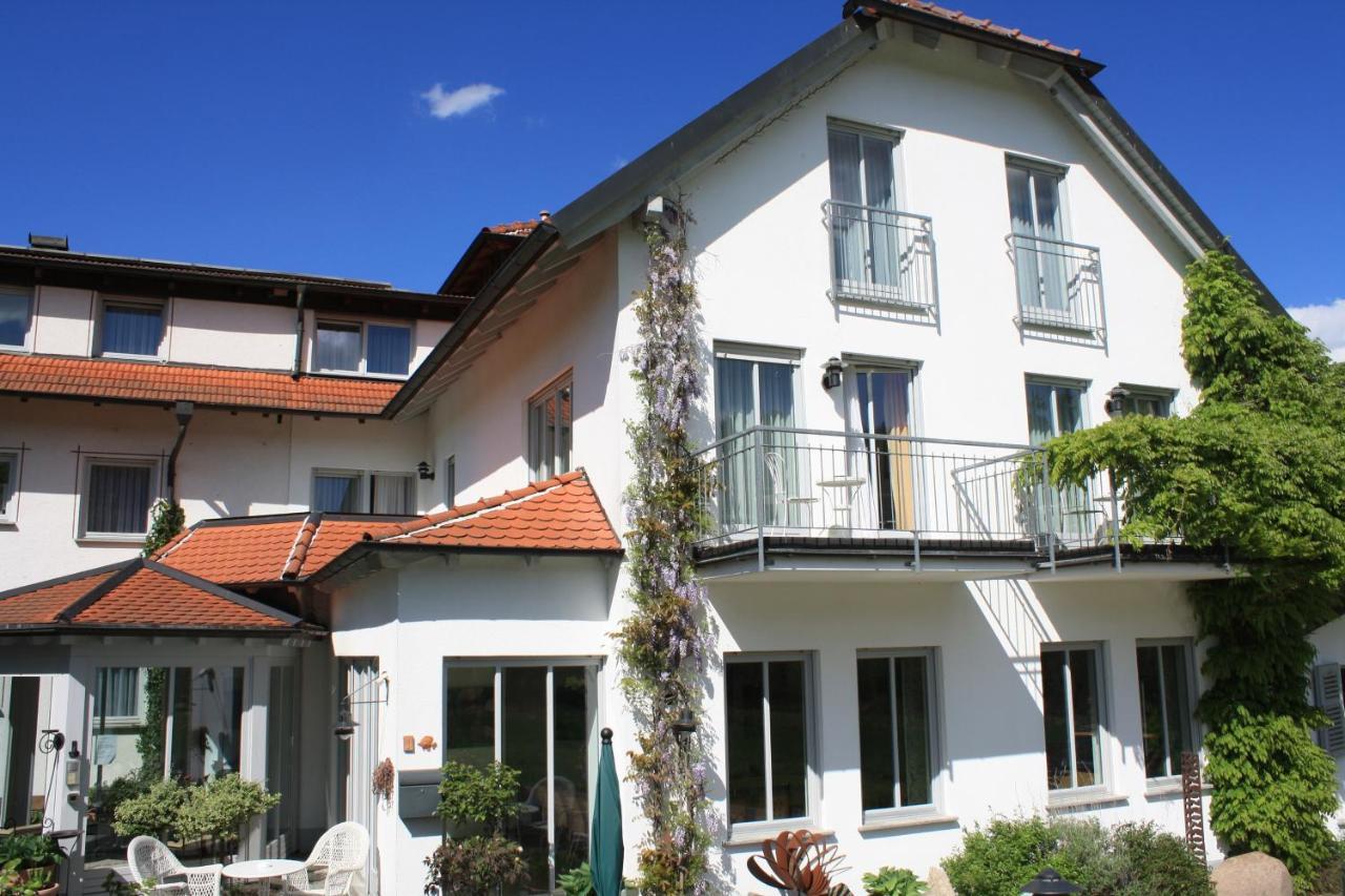 Altes Kurhaus Landhotel Trabelsdorf Exterior photo